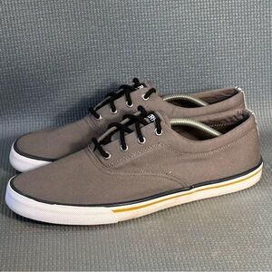 Sperry Gray Sneakers with White Sole and Minimalist Design